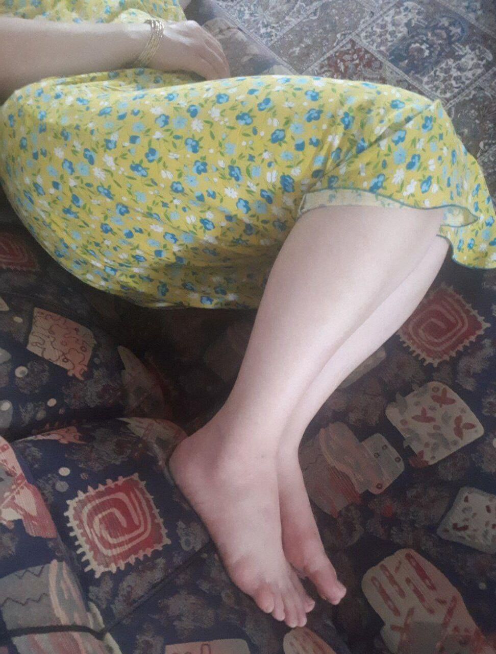 Откровенные домохозяйки ноги
