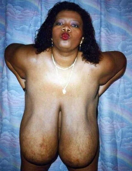 Grandes tetas negras