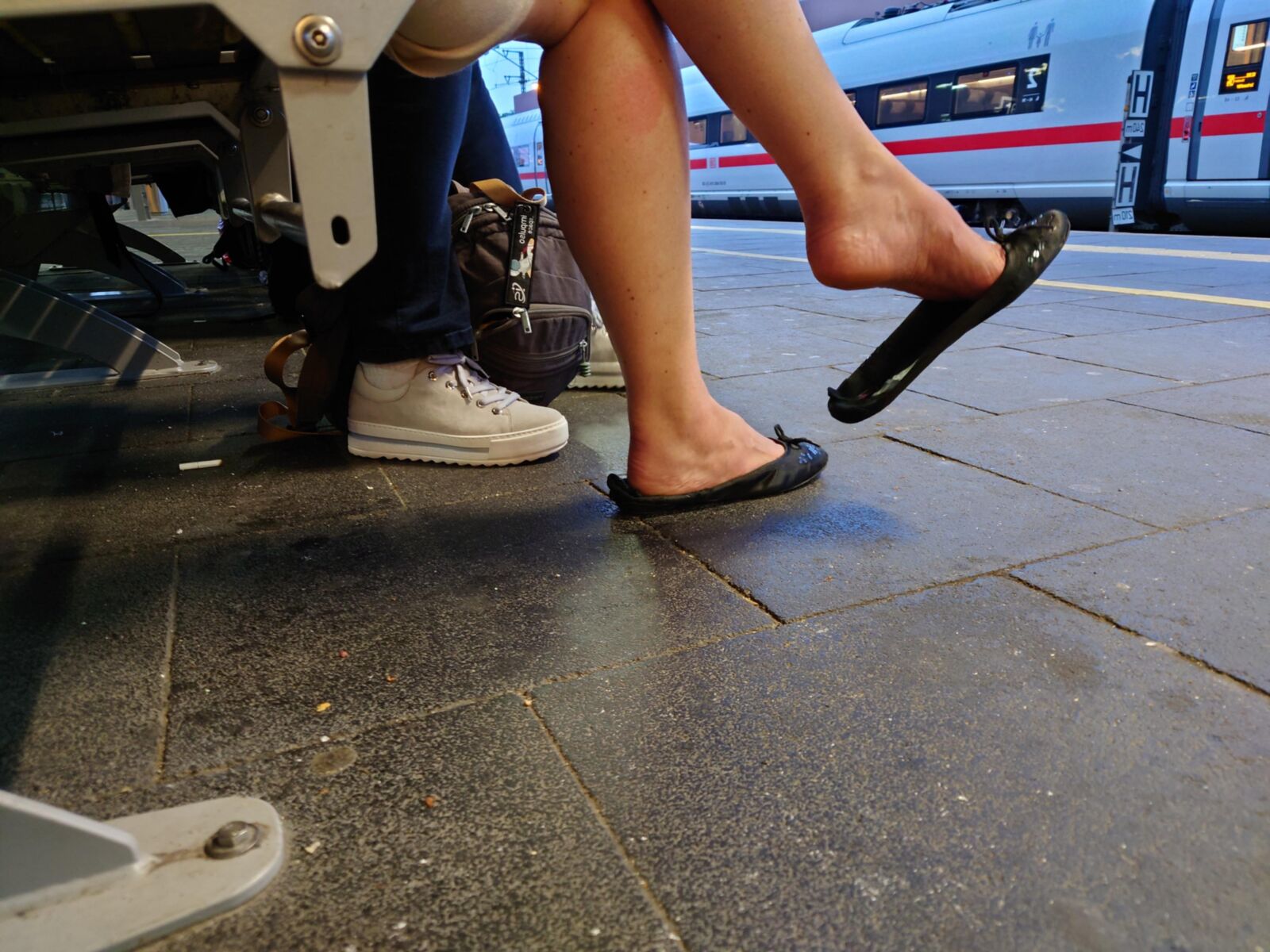 Shoeplay в разрушенных квартирах