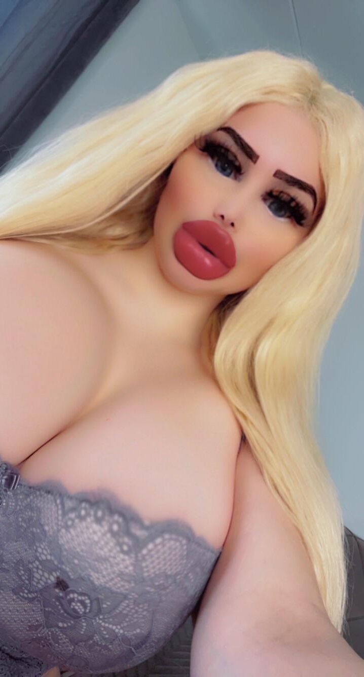 tetas monstruosas