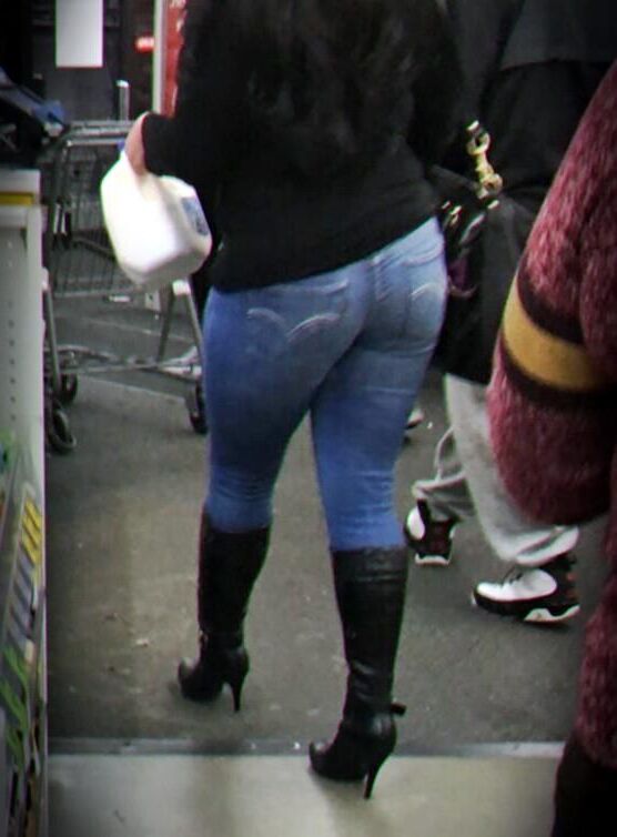 Dame Voyeur