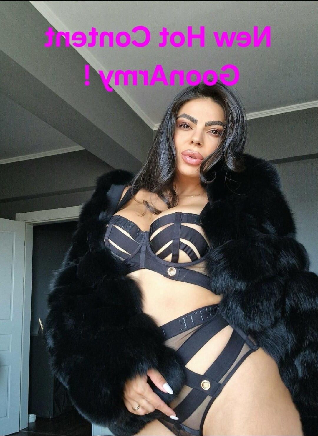 Perfect stunning Mistress 