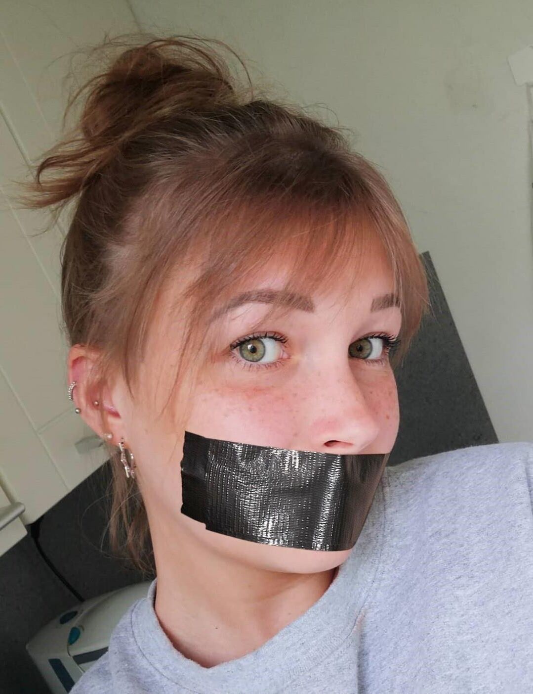 лента заткнута