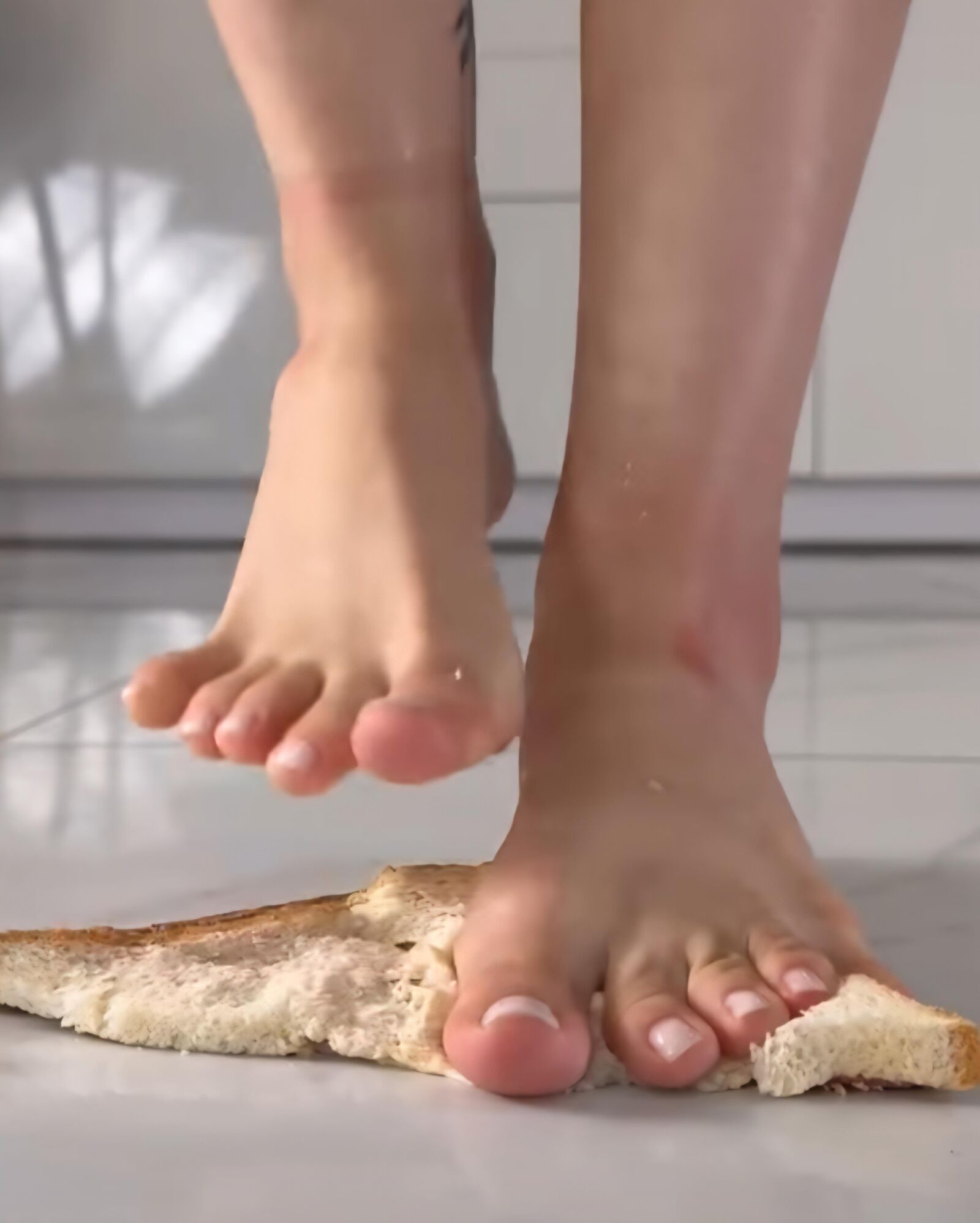 Füße und Essen