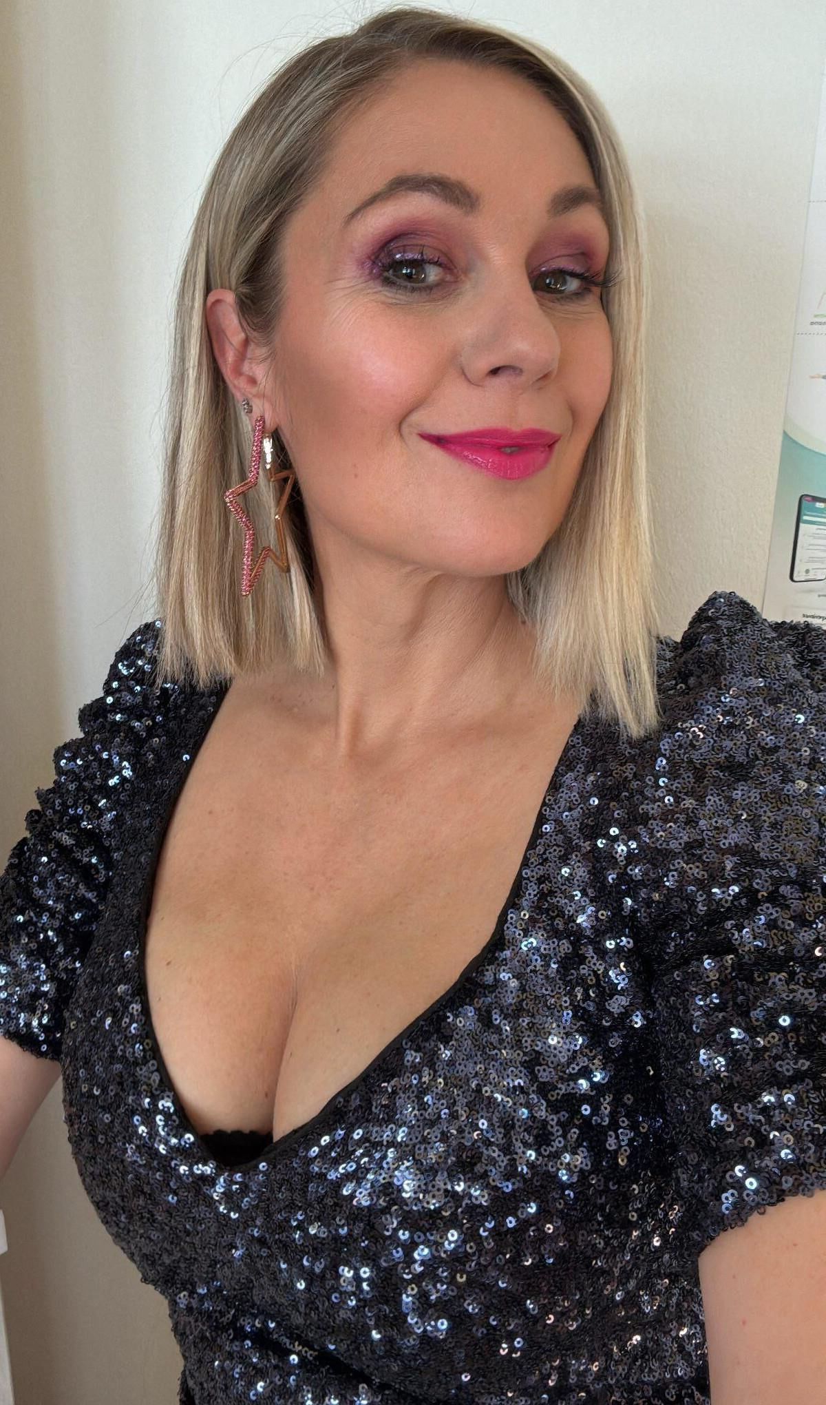 Busty German Celeb TV Tit Sluts, Deutsche Promi Titten Schlampen