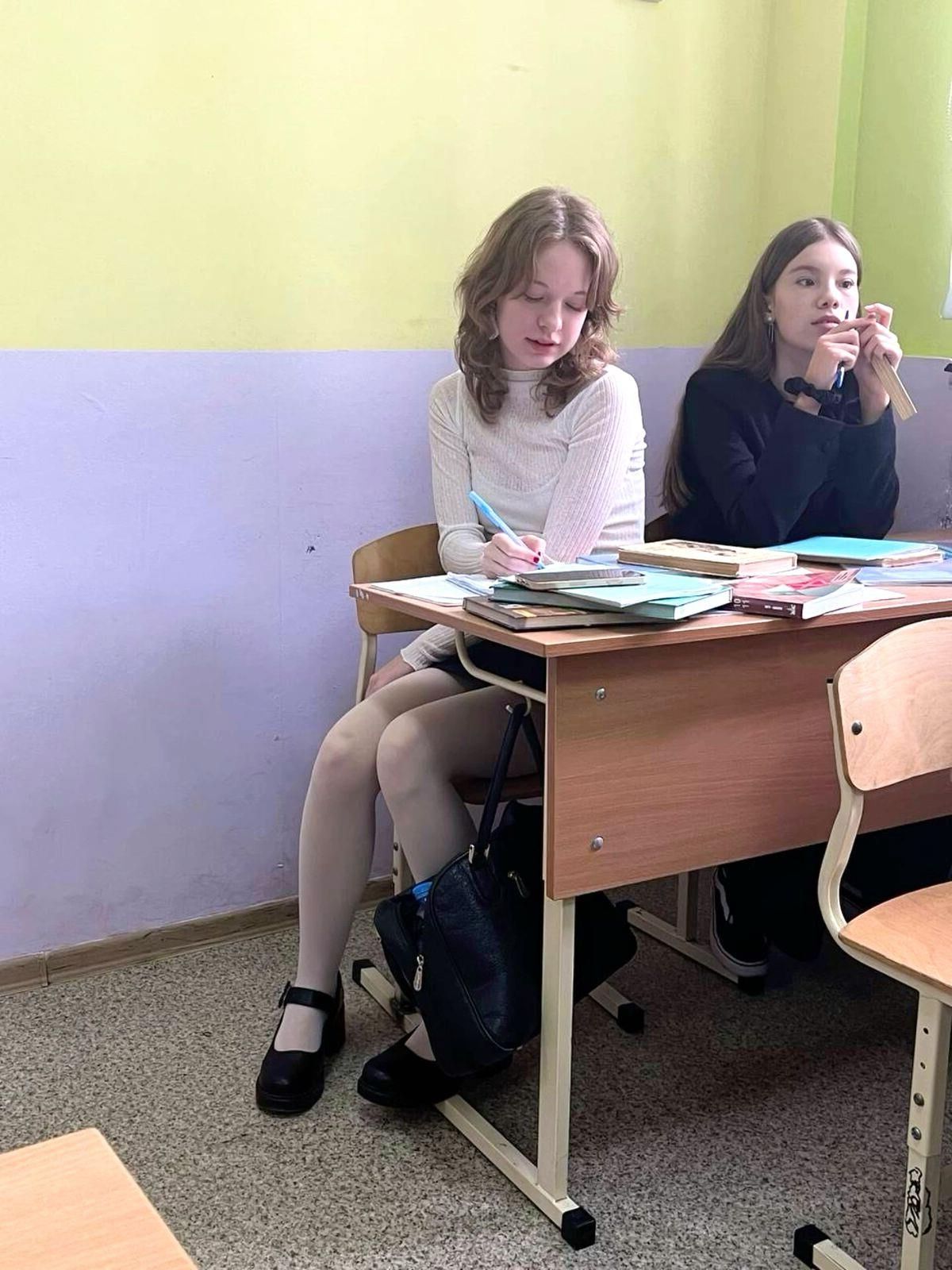  Mixed Pantyhose amateurs 