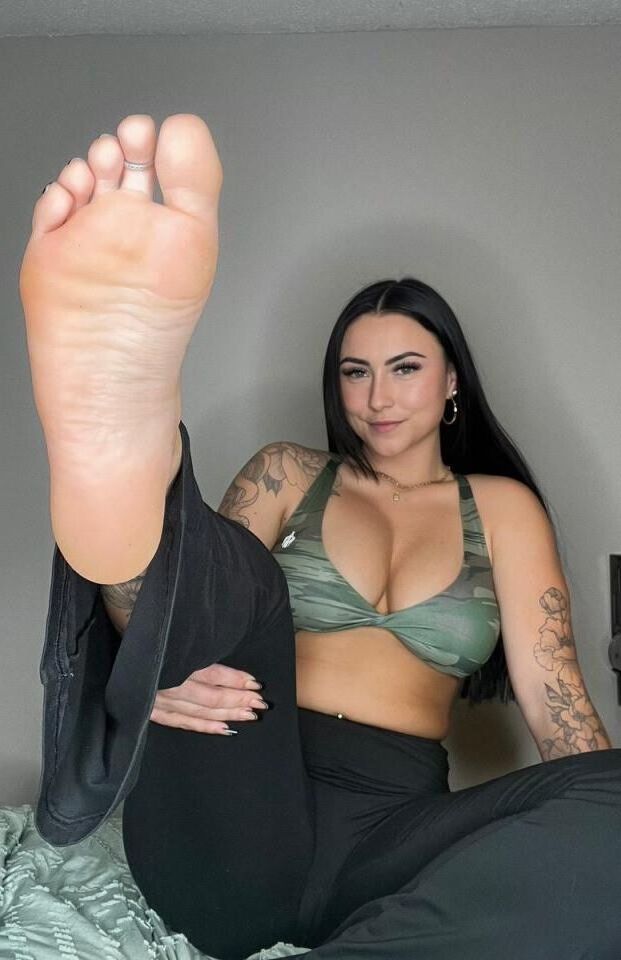Pieds Fapping Fun