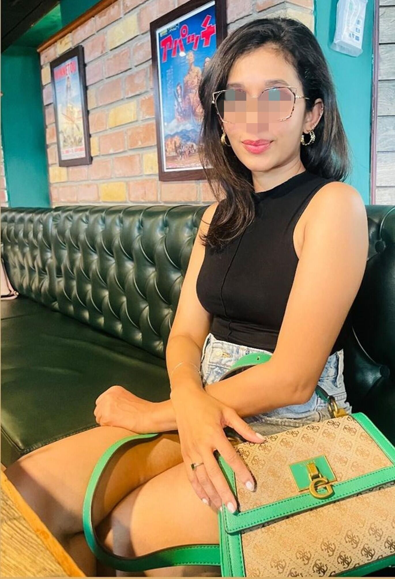 Piernas sexys y deliciosos muslos gruesos calientes