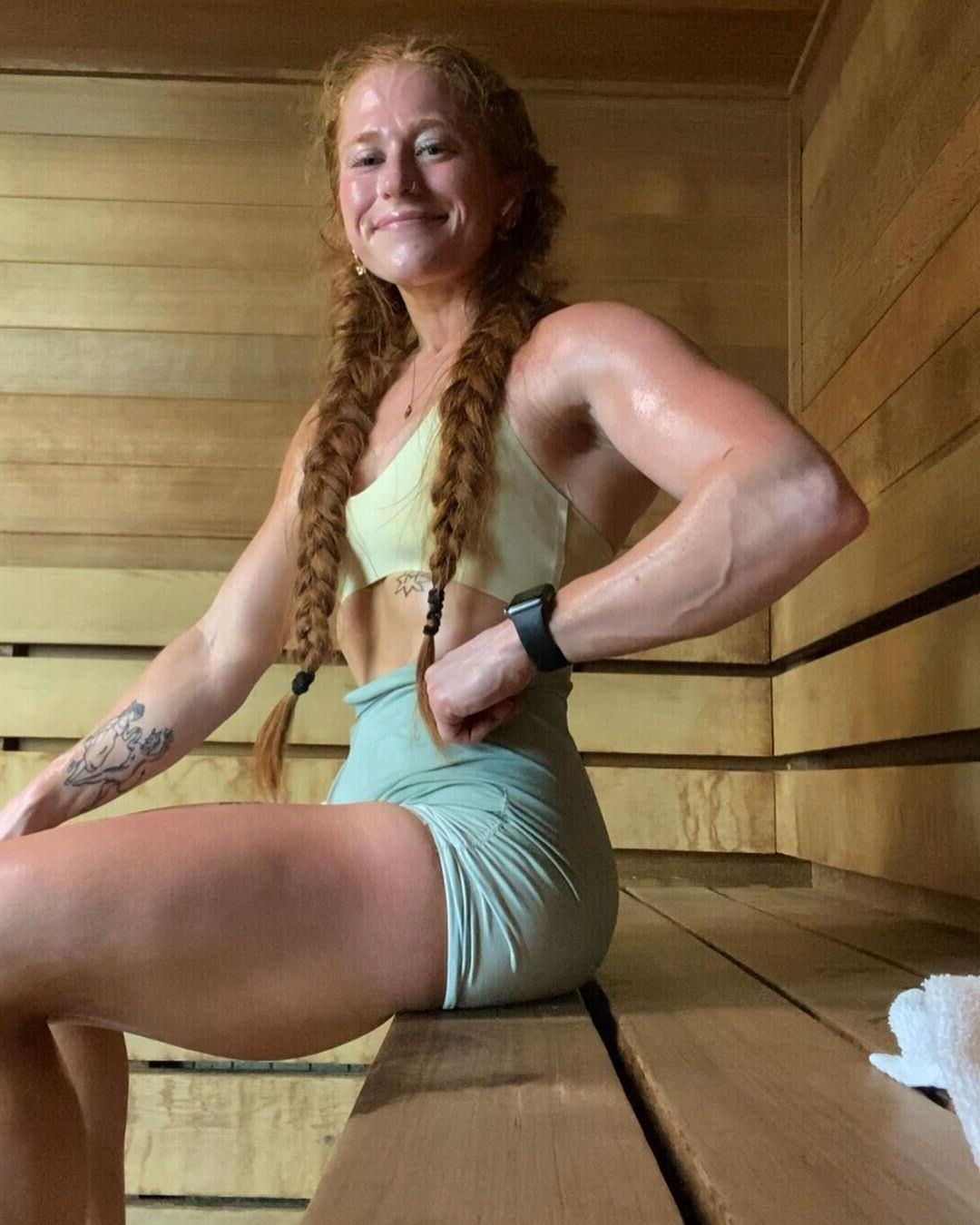 Random Muscle Girls 