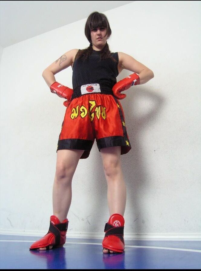 Classe de boxe de coup de pied atom