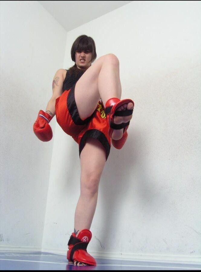 Classe de boxe de coup de pied atom