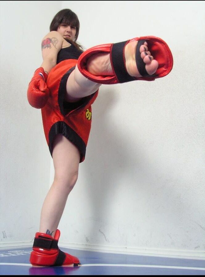 Classe de boxe de coup de pied atom