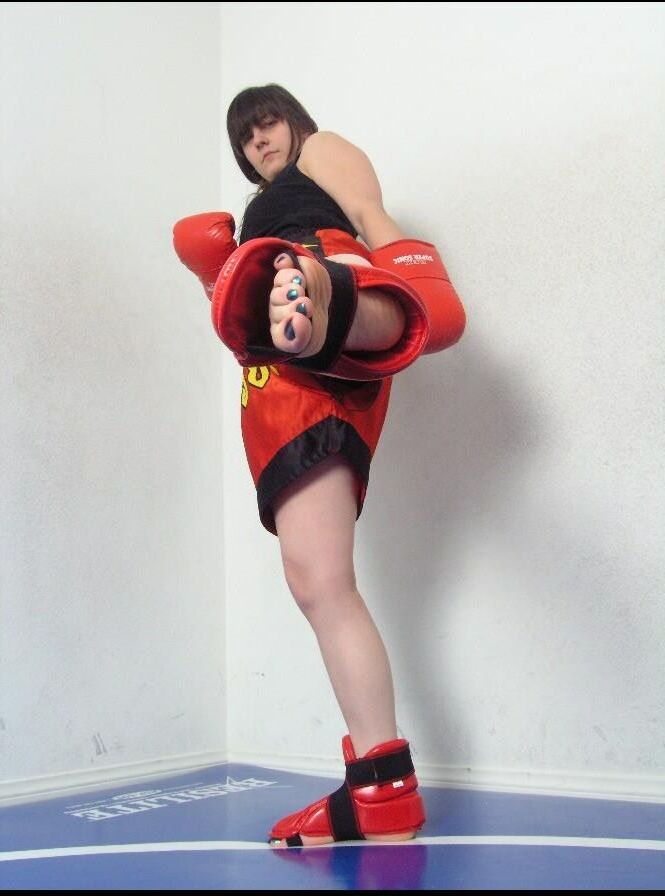 Classe de boxe de coup de pied atom
