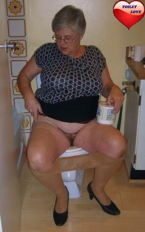 I WANT TO BE YOUR TOILET SLAVE