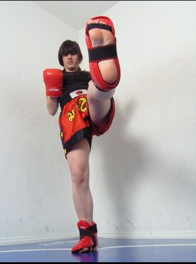 Classe de boxe de coup de pied atom