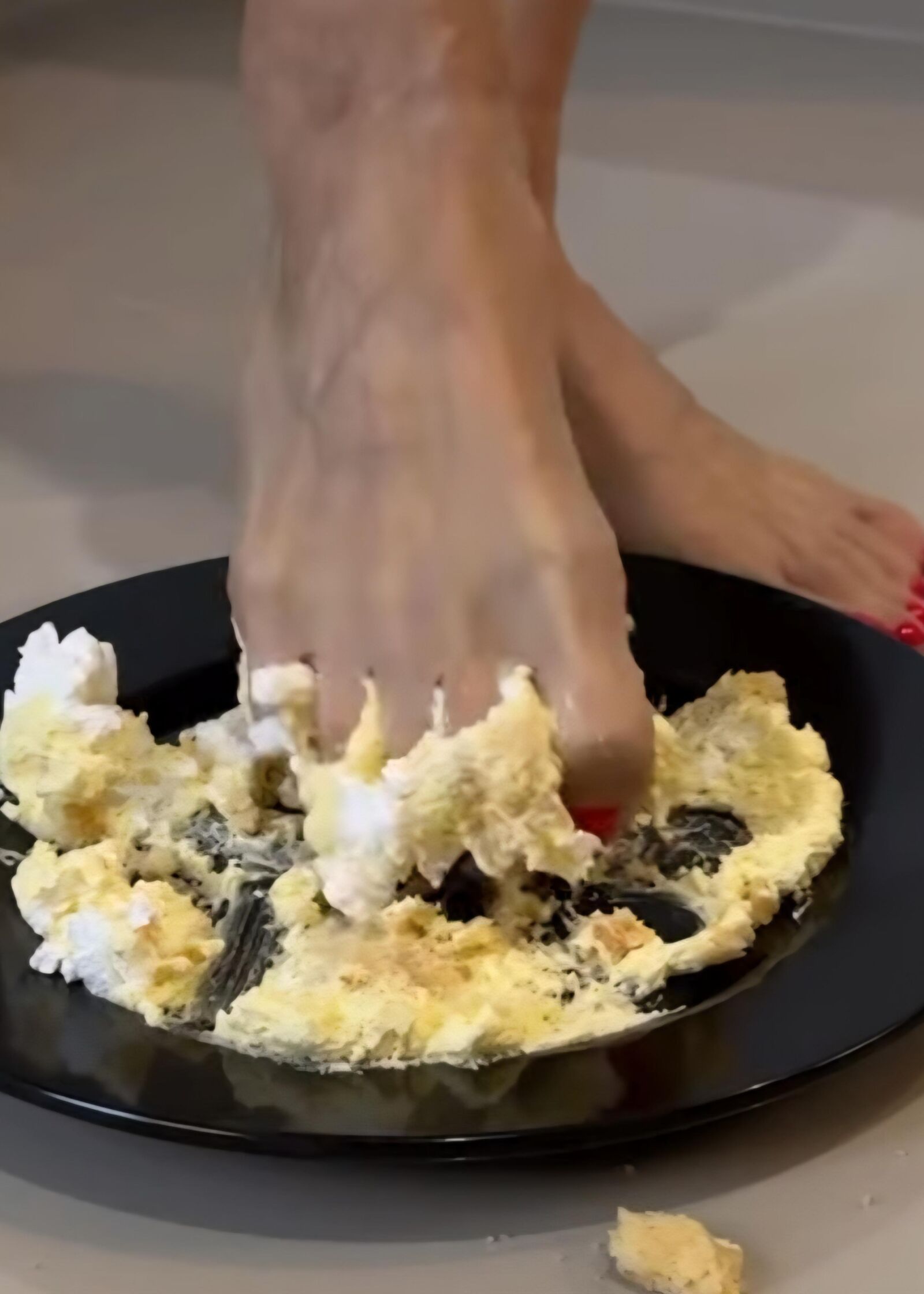 FEET AND FOOD 