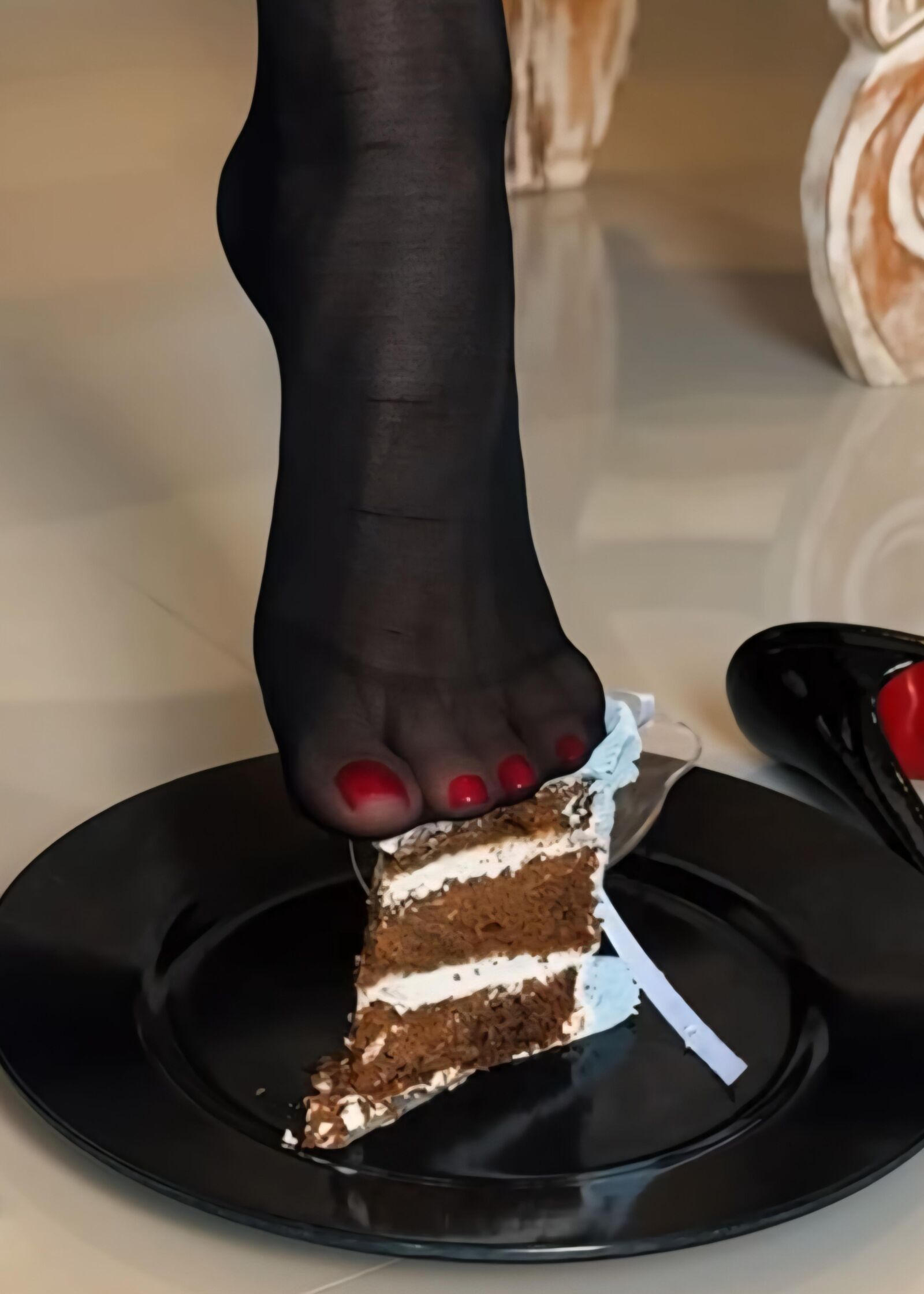 FEET AND FOOD 