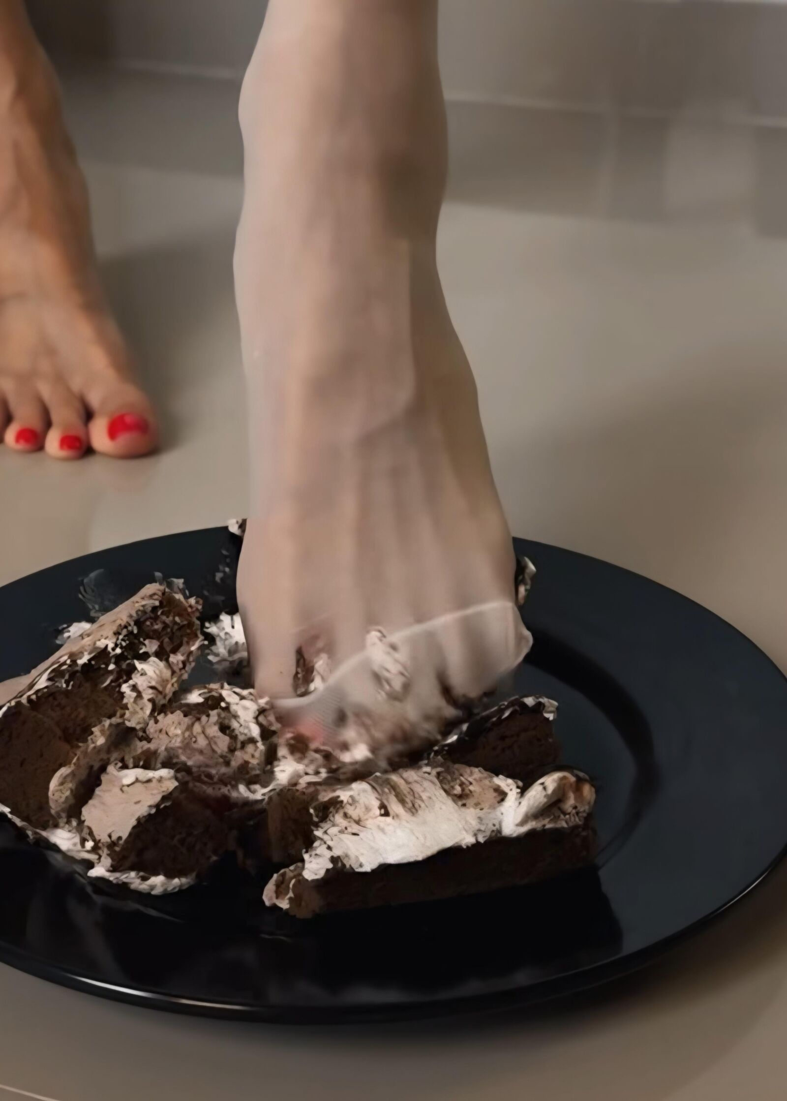 FEET AND FOOD 