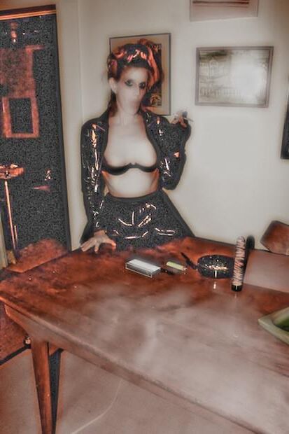 Smoking Table Jack