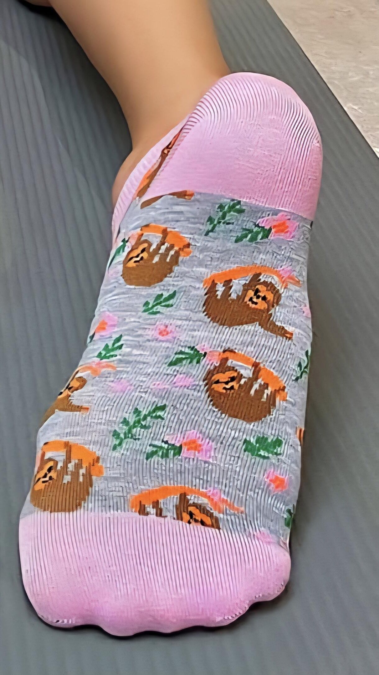 FEET AND SOCKS 