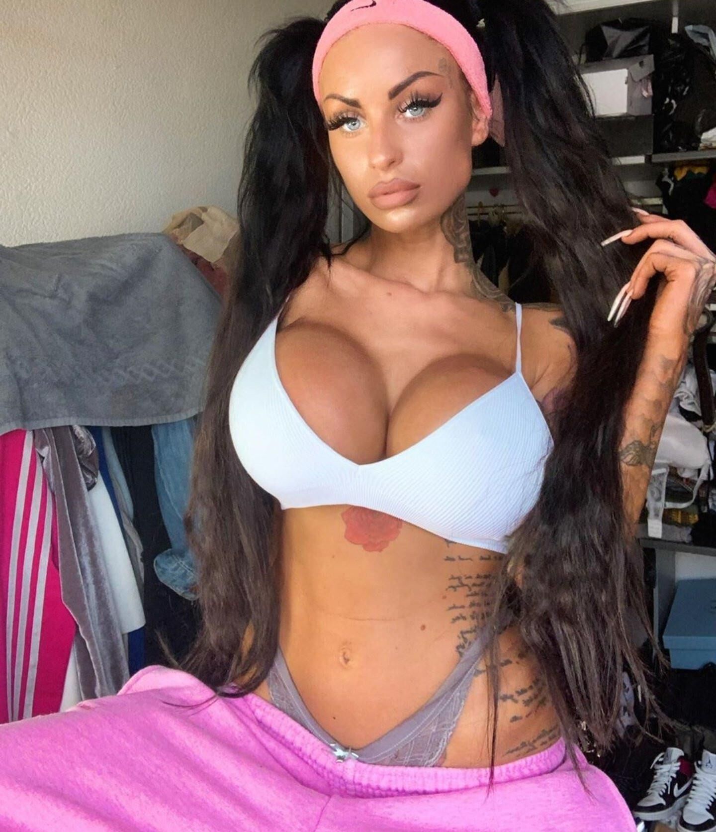 Bimbo Likes