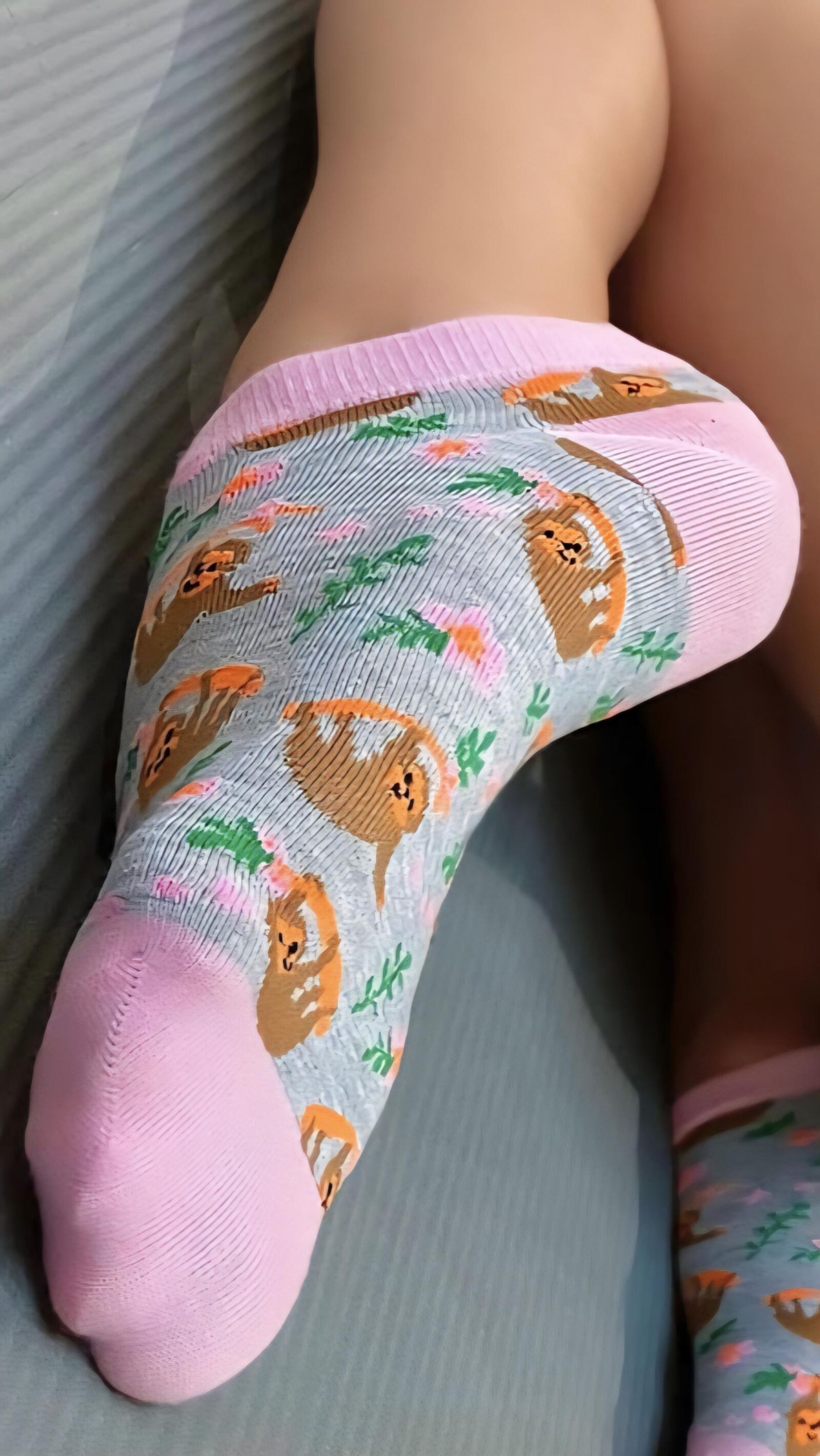 FEET AND SOCKS 