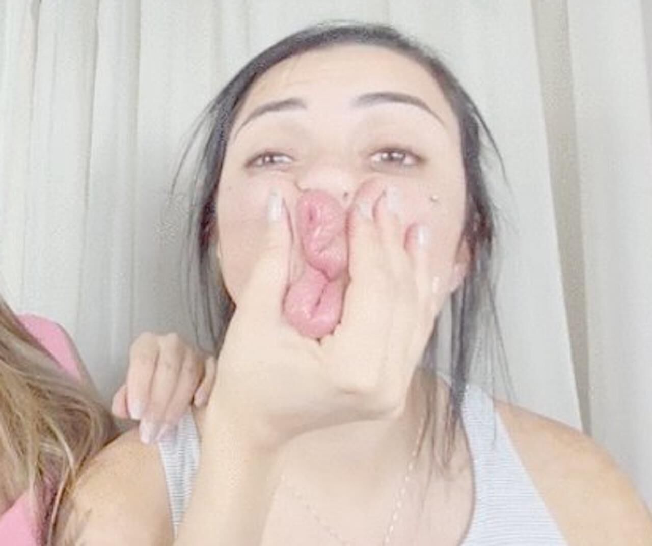 Caras chirriadas