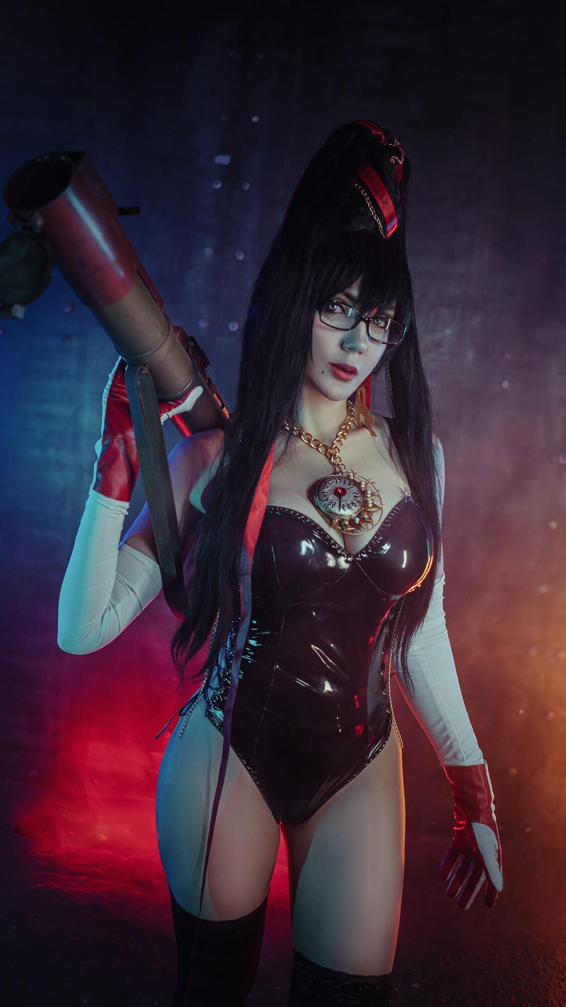 Pugoffka Bayonetta cosplay