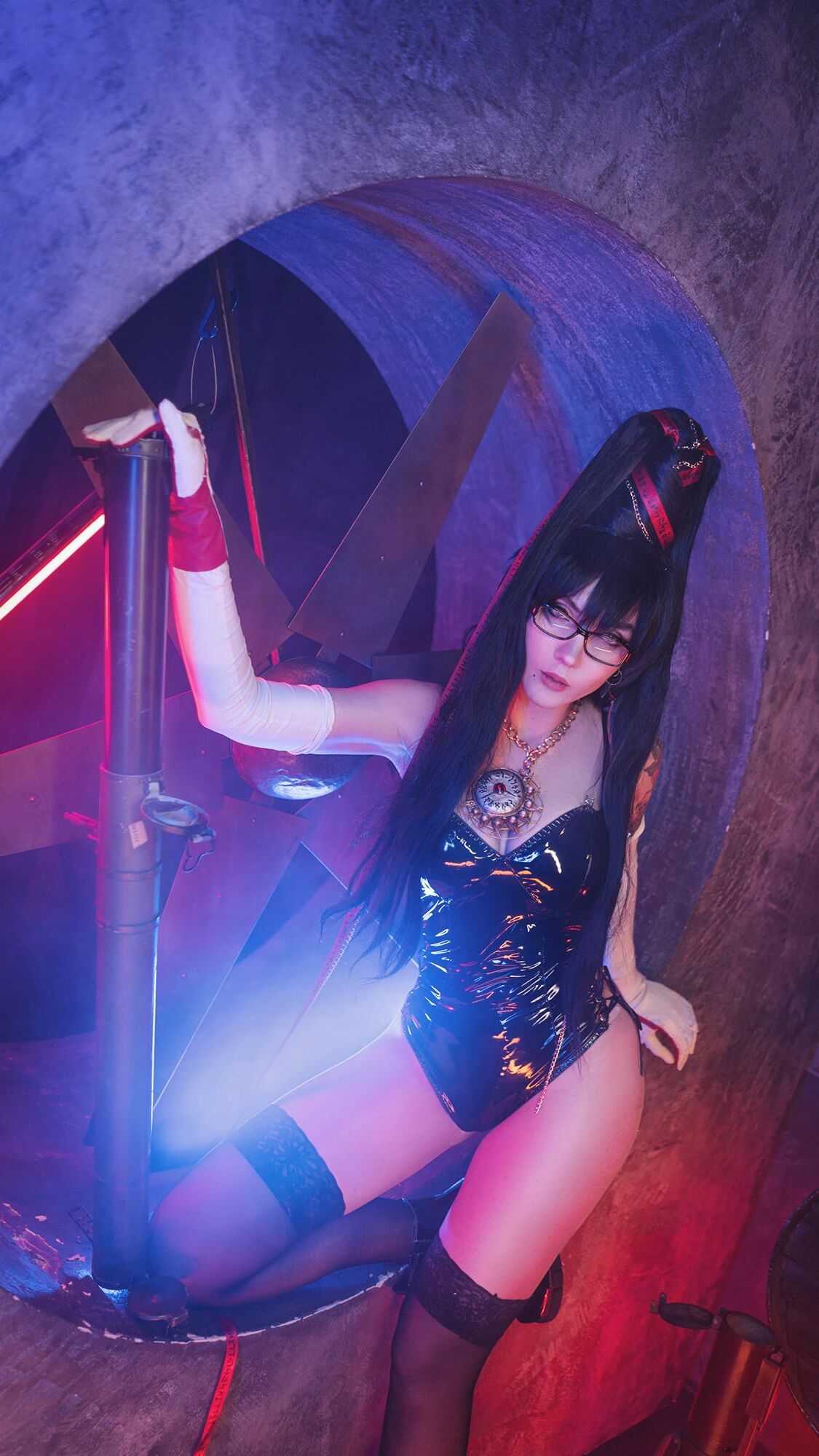 Pugoffka Bayonetta cosplay