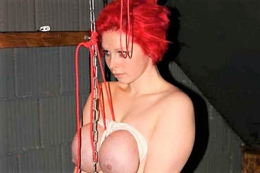 Big Tit Youngster em Bondage