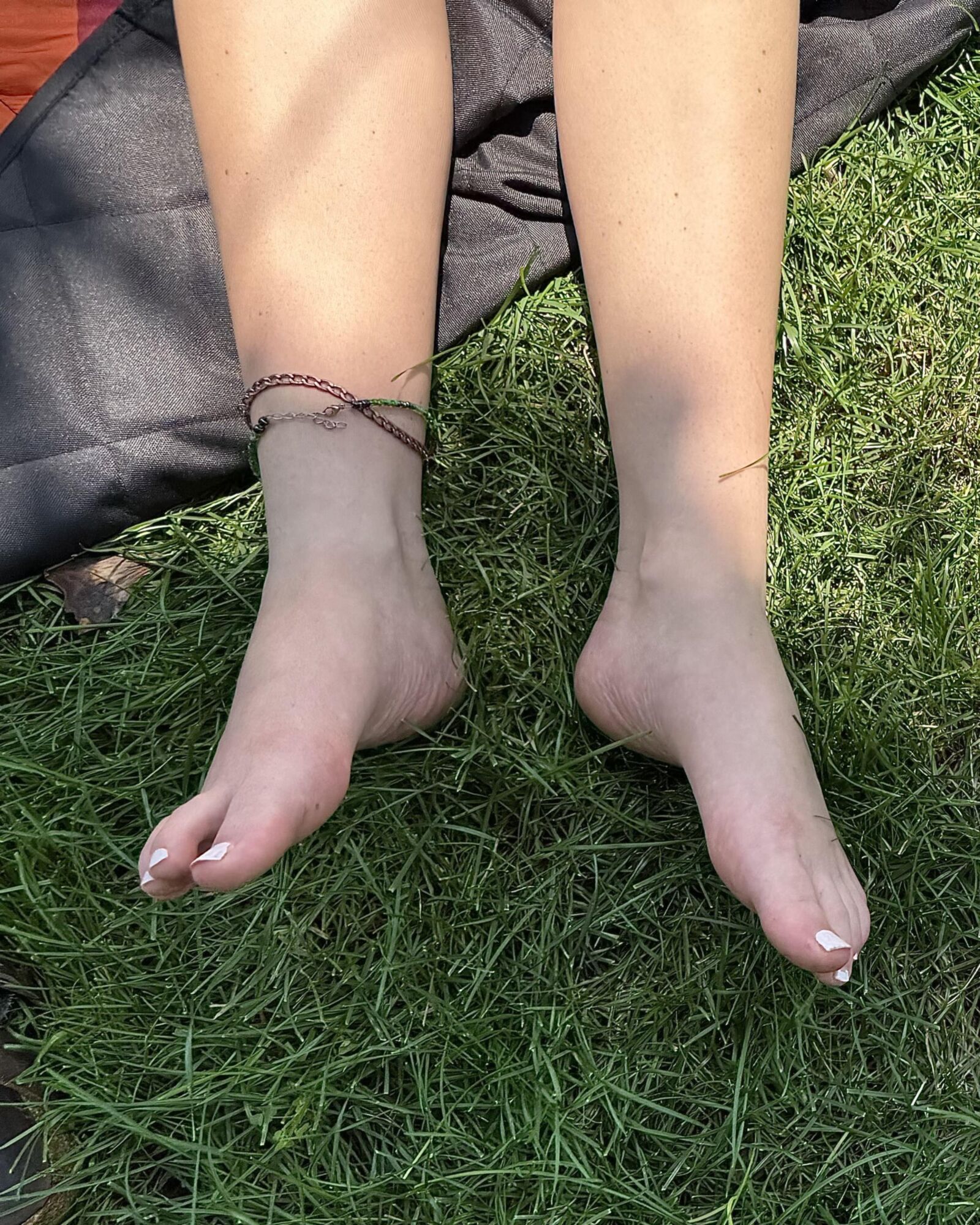 Sister in laws feet for tribute and comment 