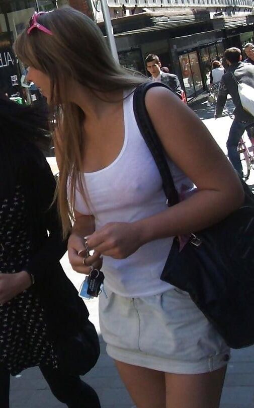 Braless 