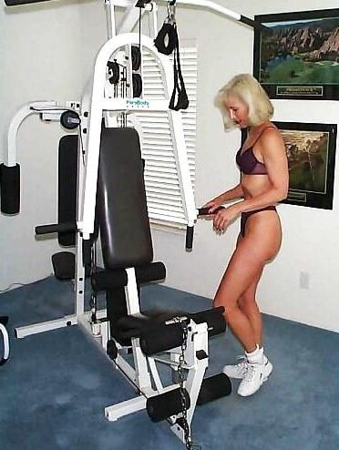 Fitness Trainer and gang bang swinger