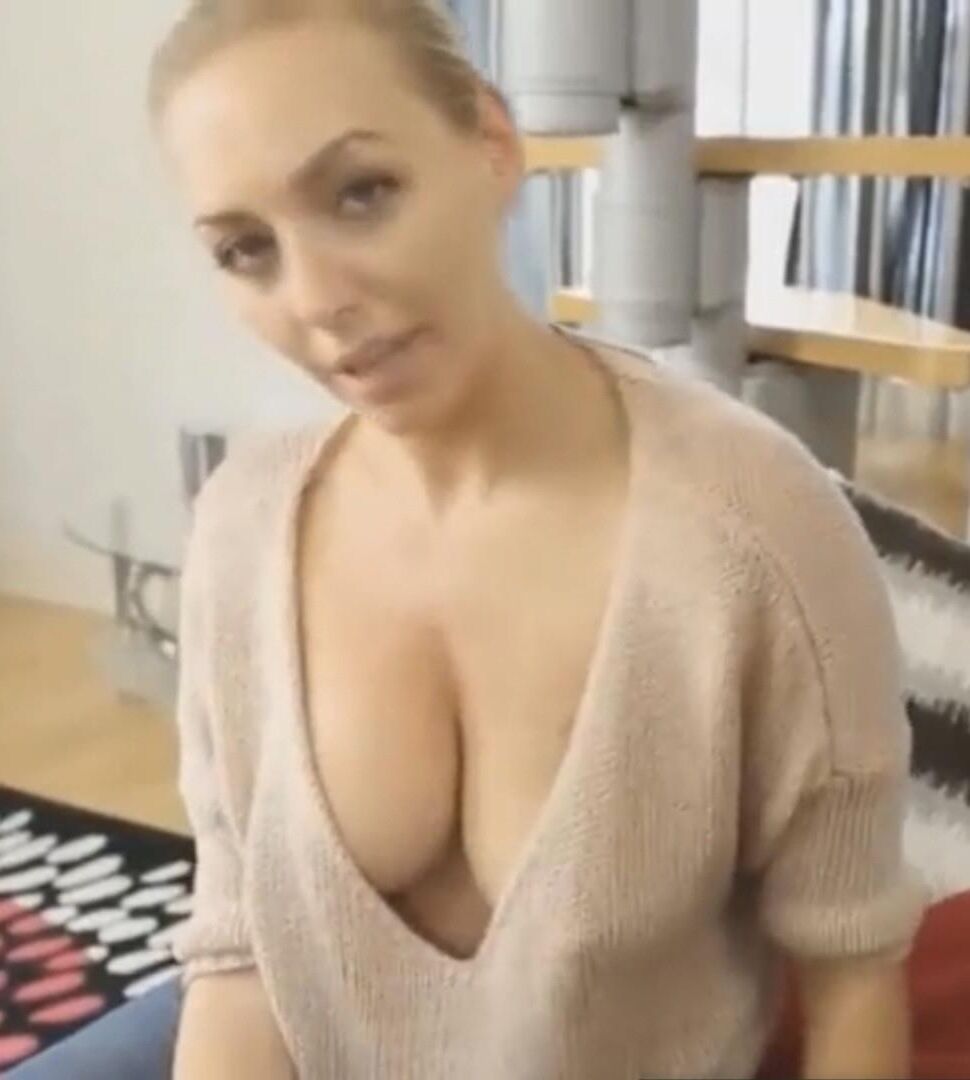Braless 