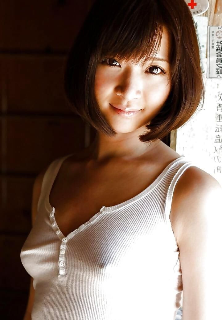 Braless 