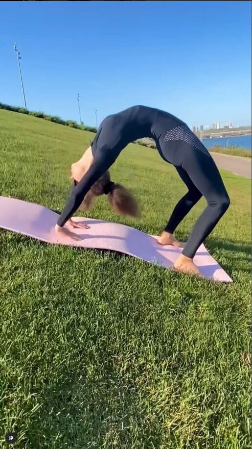 Yoga Ladies