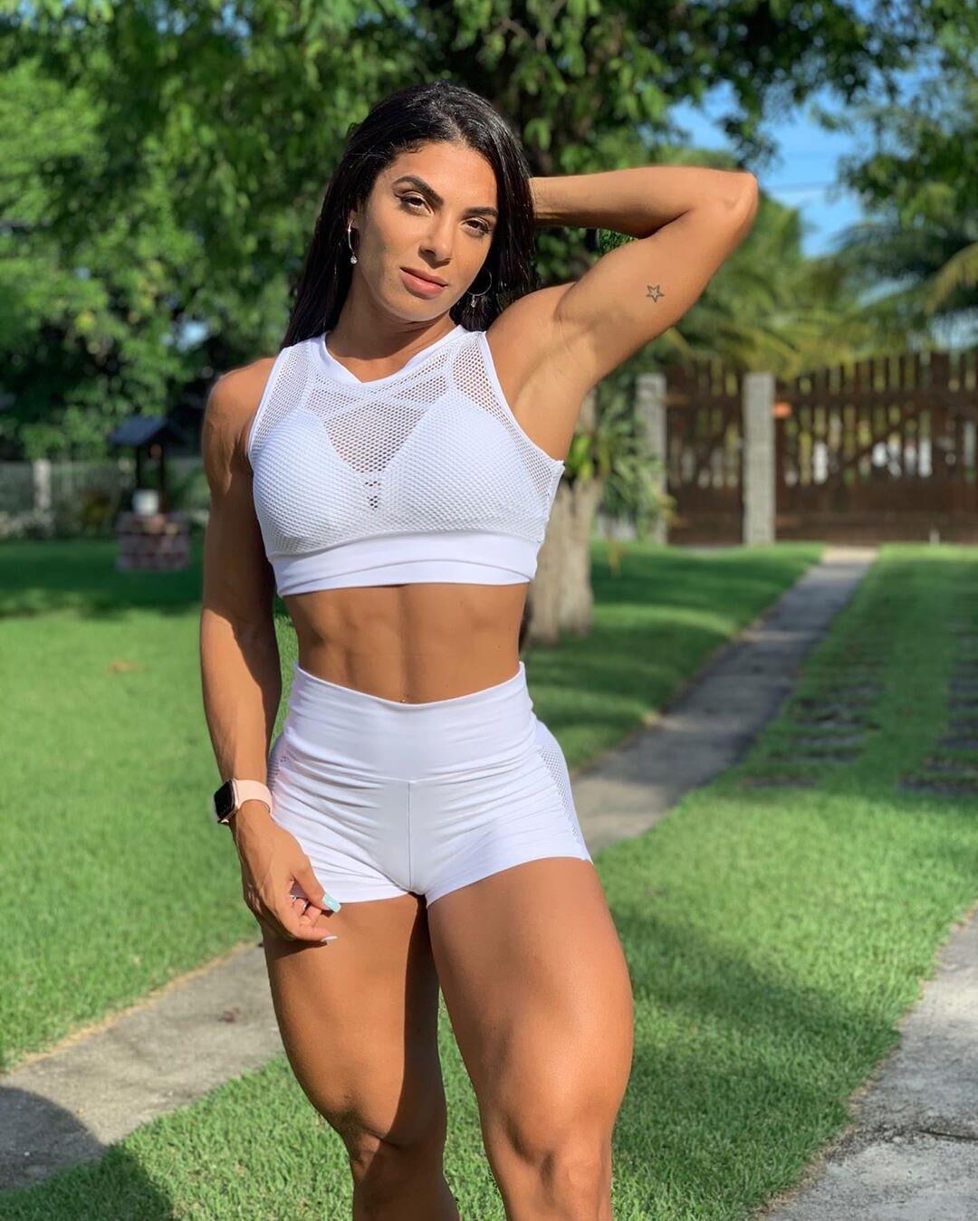 Random Muscle Girl 