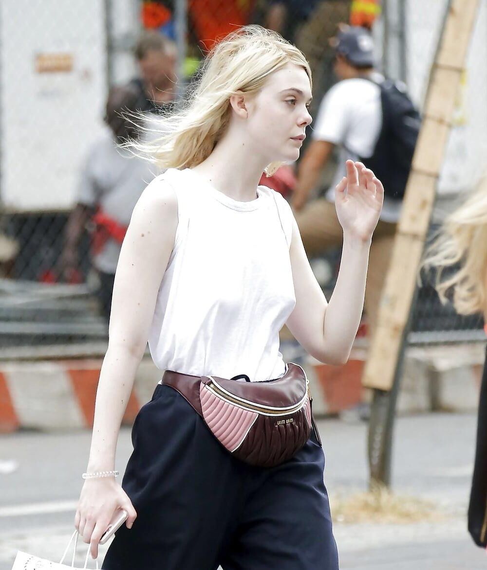 Braless 