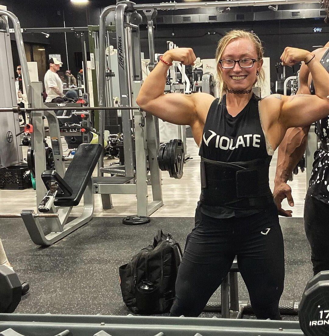 Random Muscle Girls 