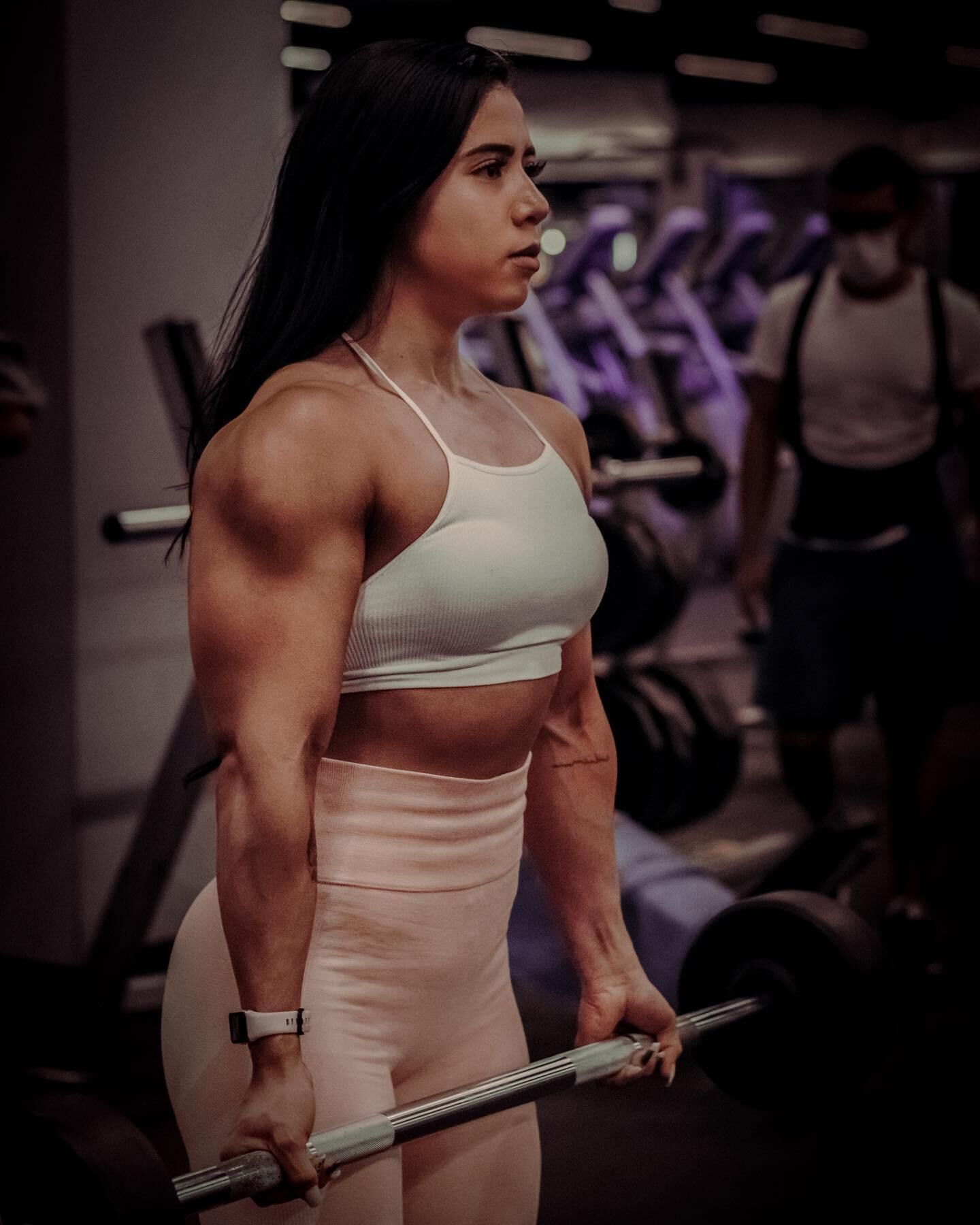 Fernanda R