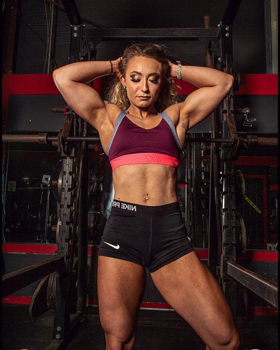 Random Muscle Girls 