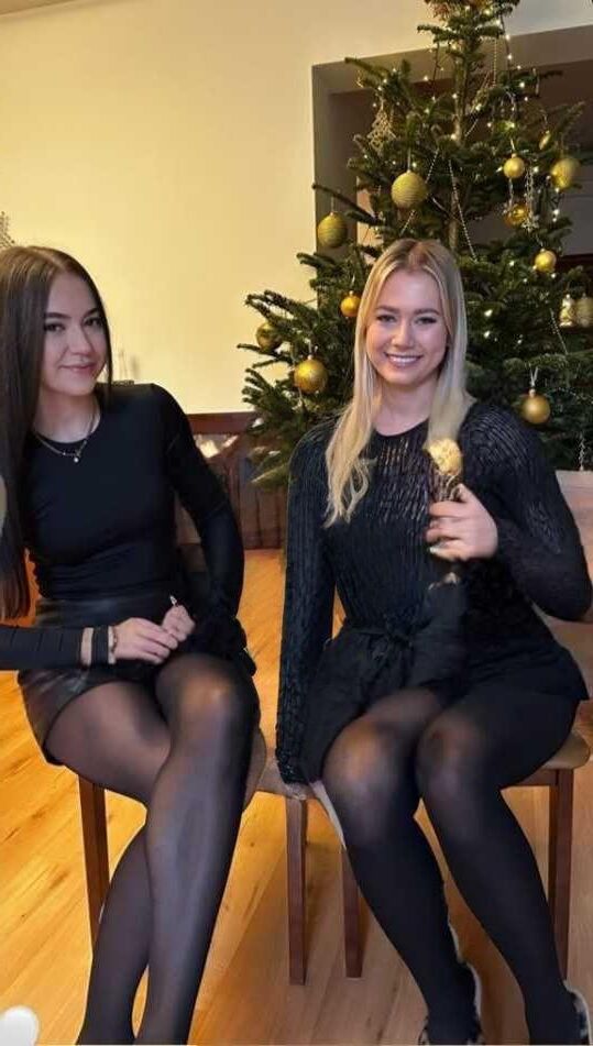 Damas con pantimedias comenta cuál es para ti