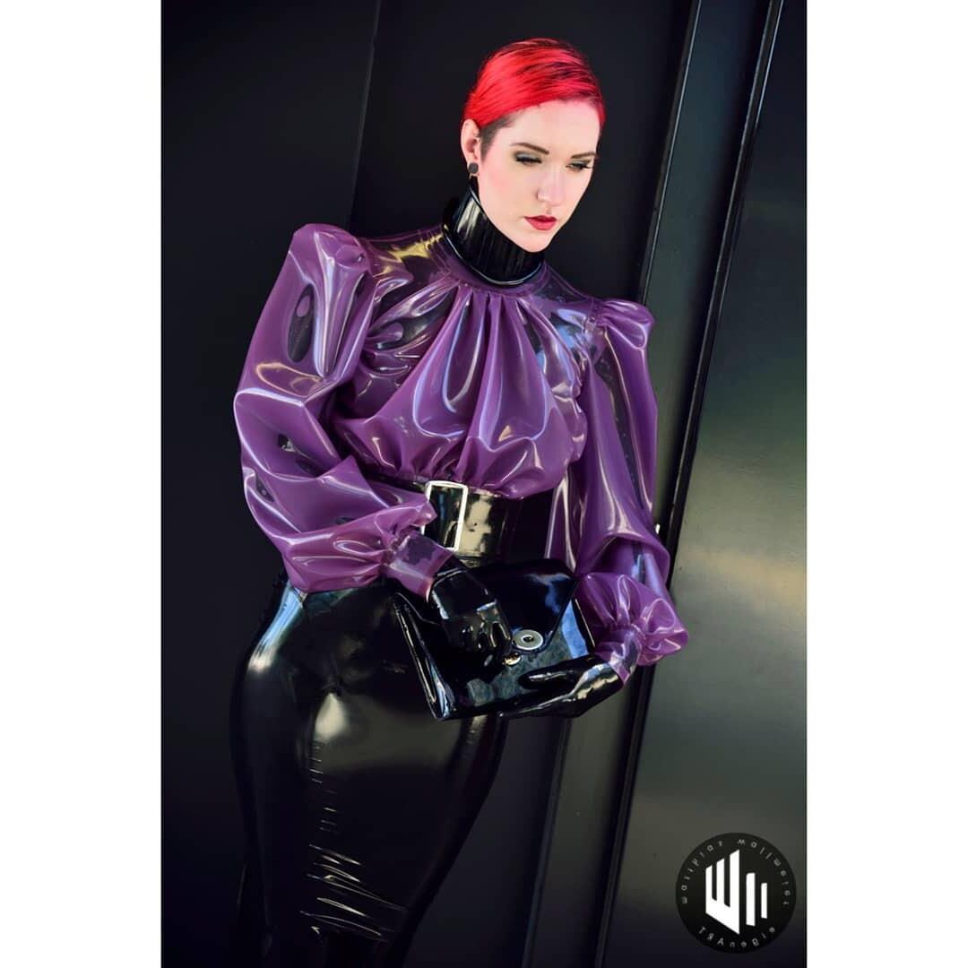 moda de látex nueva arriba