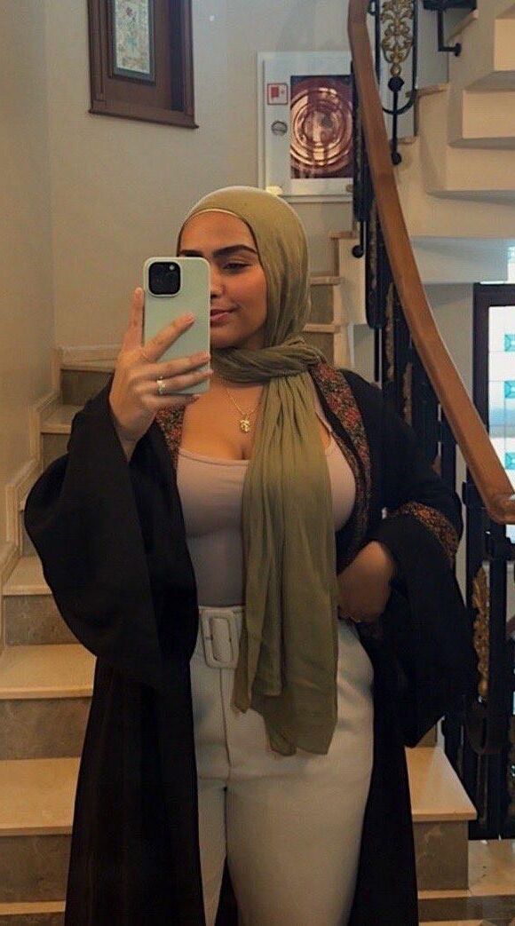Bimbos hijabi