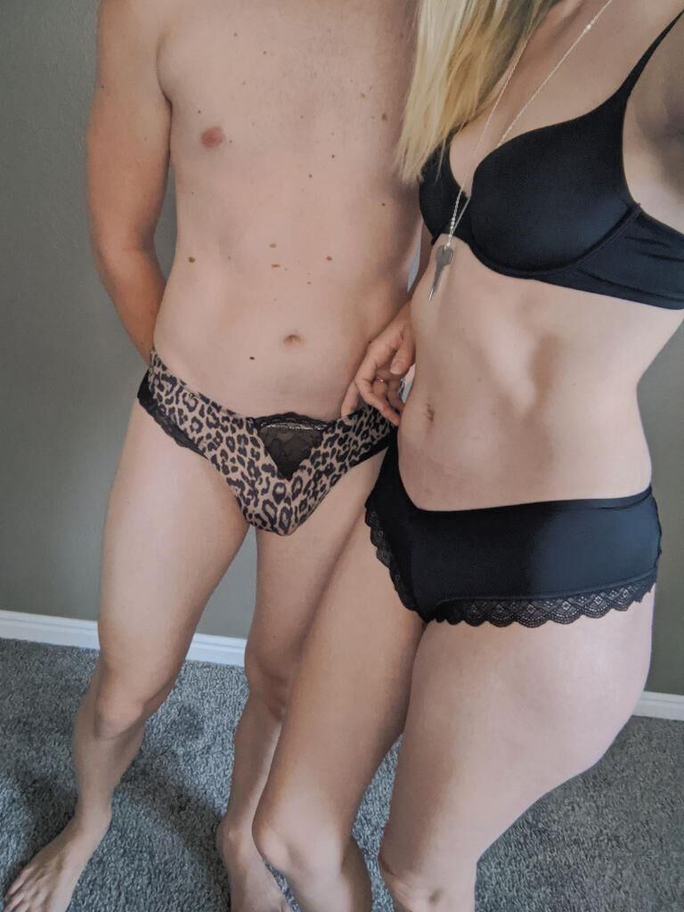 Chicos afortunados encerrados por su novia/esposa