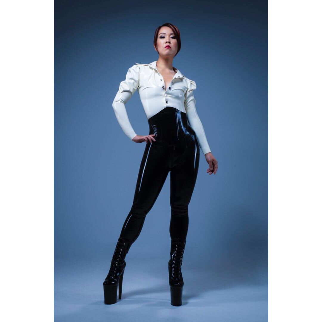 moda de látex nueva arriba