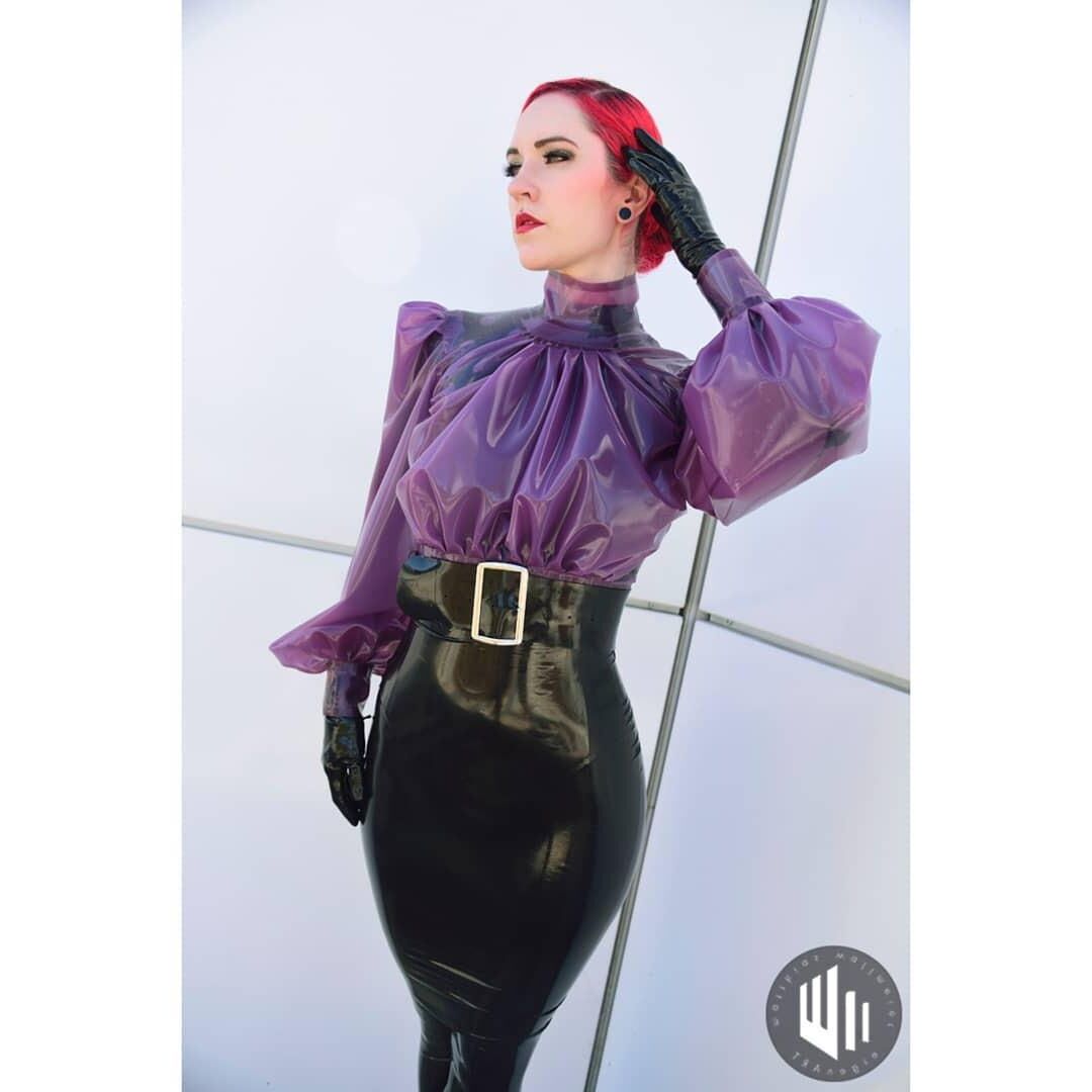 moda de látex nueva arriba