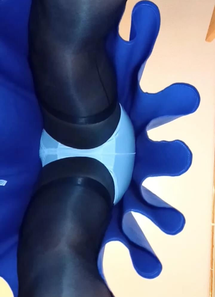 ブルーガールキンキー写真