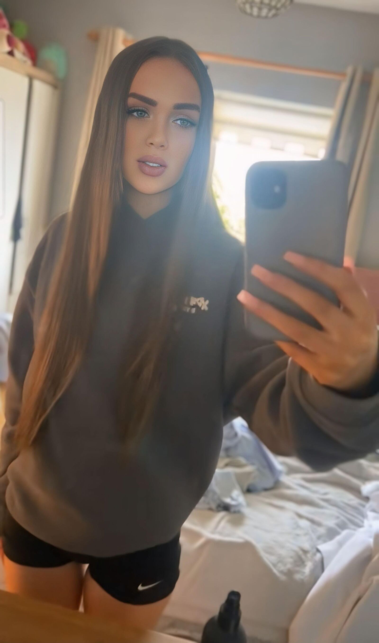 Las muñecas apretadas son solo jerkoff combustible wank