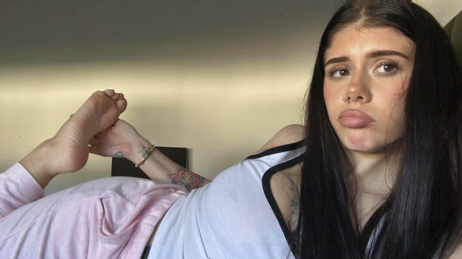 Lilymn Queen of the Pose
